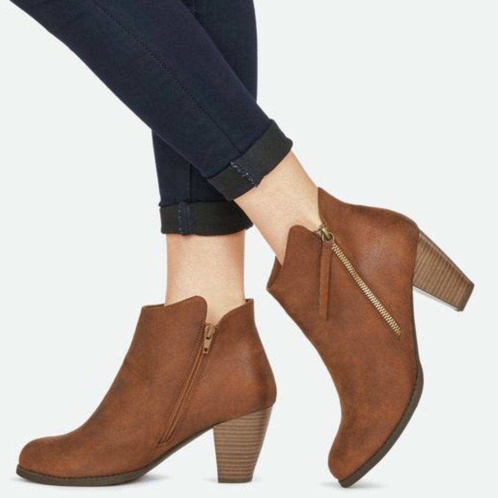 Just fab Analia tan bootie stacked heal side zip